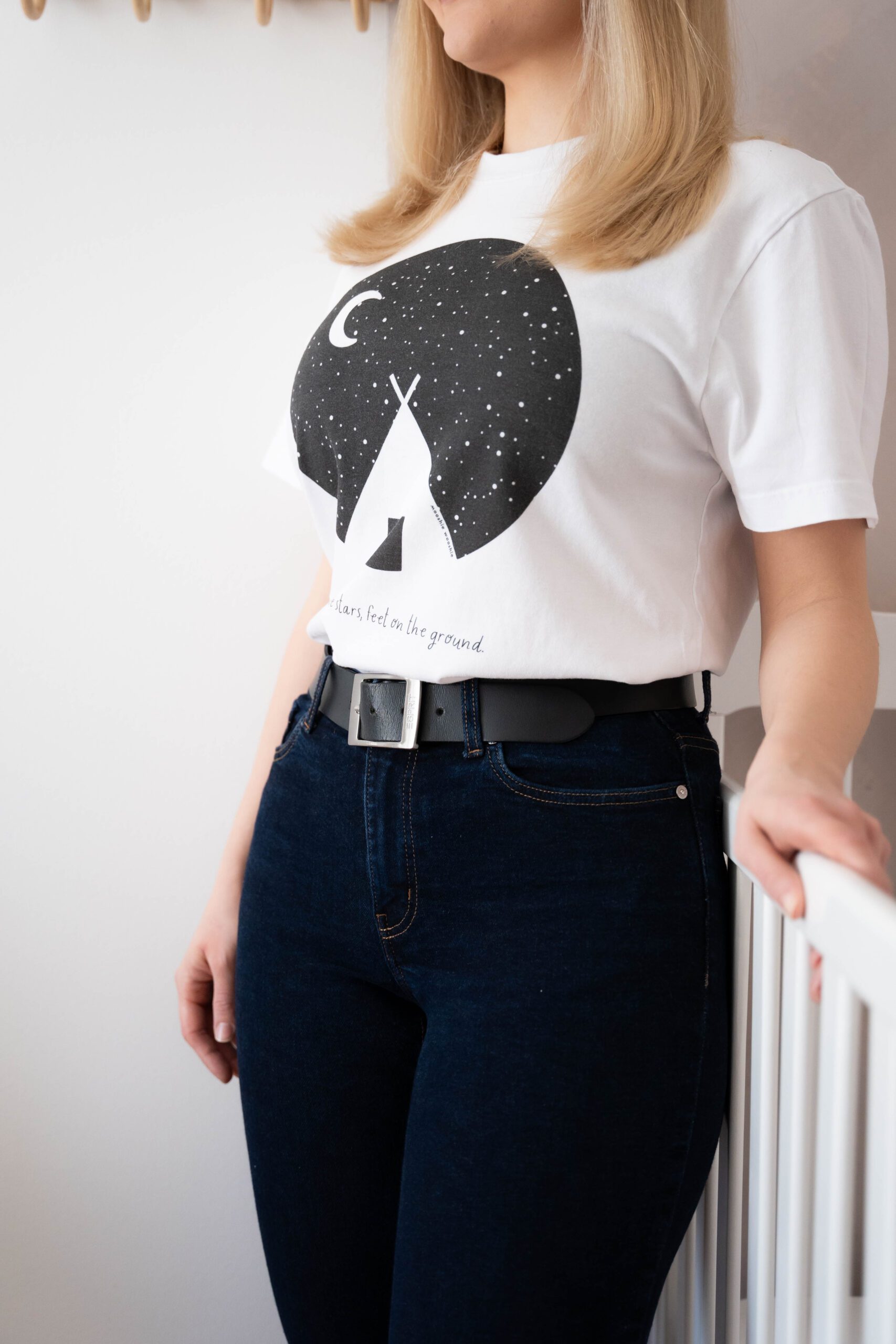 Eyes On The Stars - Image 3